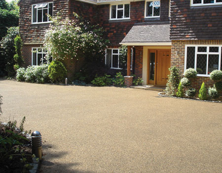 Clearstone resin bound gravel installation 3