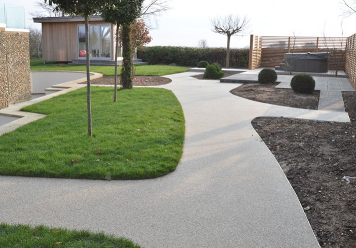 Resin bound paving at Saltmarsh house