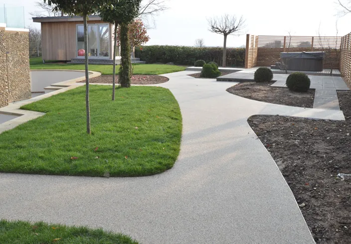 Resin bound paving garden area at Saltmarsh house
