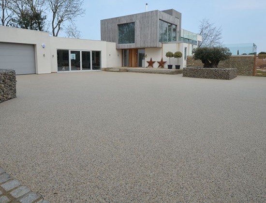 Resin drive for Saltmarsh House in Burham Market, landscape designed by Frosts Landscapes Clearstone case study