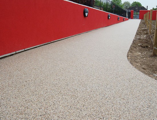 Bonded gravel resin at Woodcote School, Coulsdon