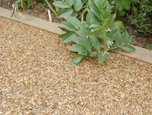 close-up-resin-bound-paving