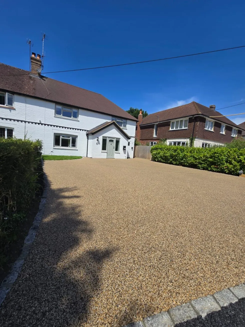 resin drive in mid-century home, orpington, kent