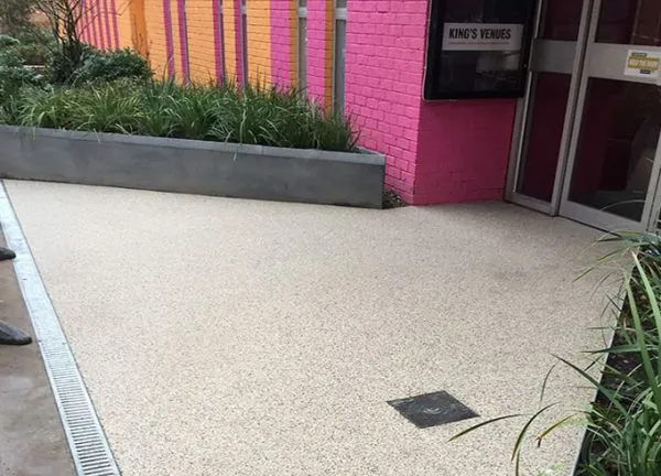 Green-Theatre-Resin-Flooring-Pink-Entrance-picture