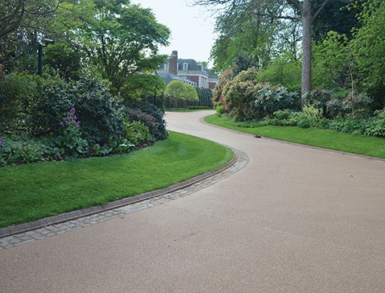 Driveway ideas UK at Winfield House