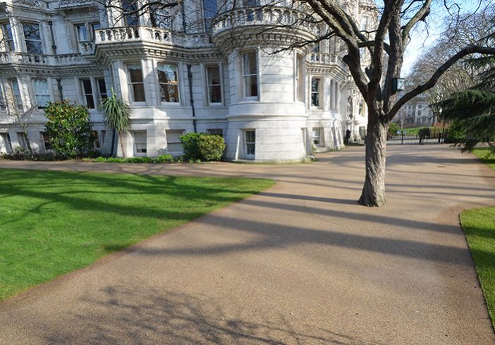 Resin bound paths for Middle Temple London Clearstone