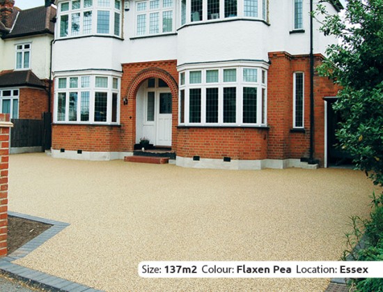 Resin Bound Driveway in Flaxen Pea colour, Upminster, Essex