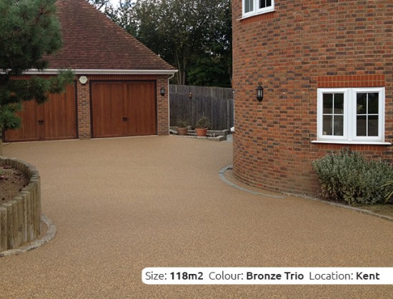 Resin Bound Driveway in Bronze Trio colour, Orpington, London by Clearstone