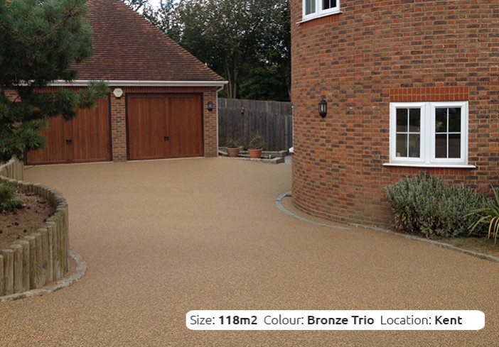 Resin Bound Driveway in Bronze Trio colour, Orpington, London by Clearstone