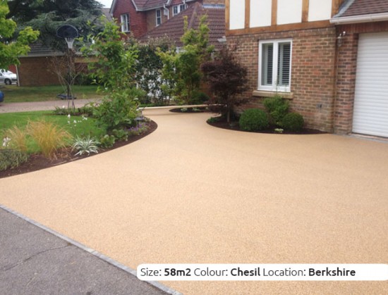 Resin Bound Driveway in Chesil colour, Warfield, Berkshire by Clearstone