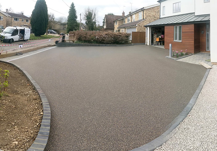 Resin Bound Gravel Driveway in Seal colour, Wendens Ambo, Essex installed by Clearstone