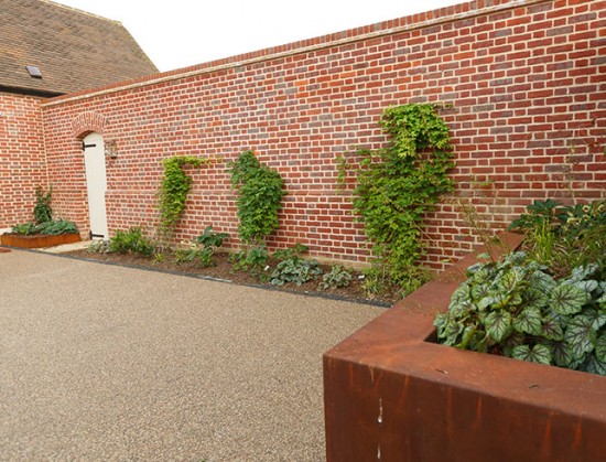 Resin Bound Gravel Driveway in Surrey by Clearstone