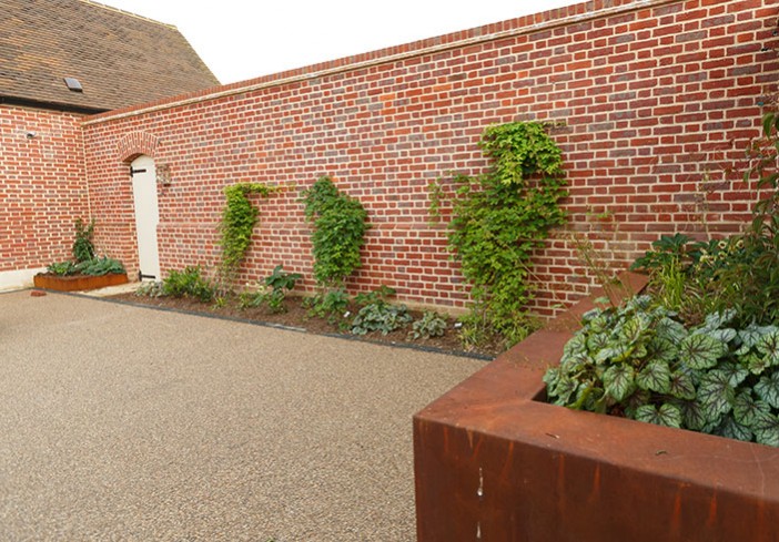 Resin Bound Gravel Driveway in Surrey by Clearstone