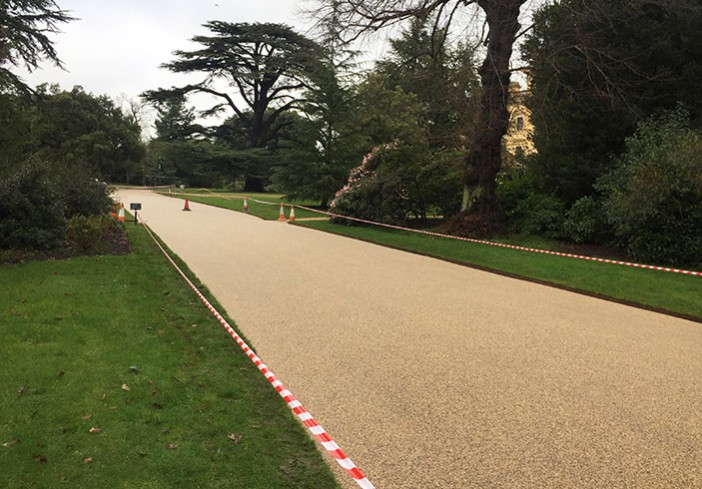 Resin bound roadway in Mocha at Osborne House for English Heritage