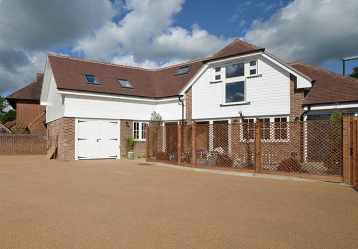 Resin bound roadway in Chesil installed by Clearstone for Sussex development