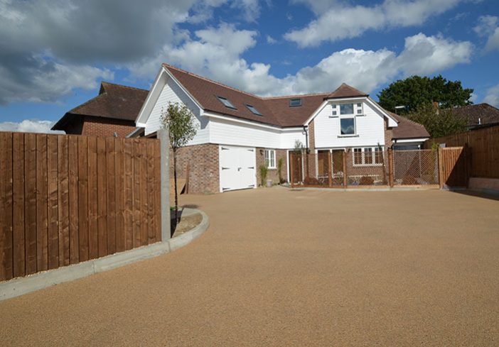 Resin bound roadway in Chesil installed by Clearstone for Sussex development