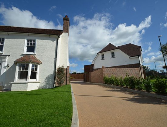 Resin bound roadway in Chesil installed by Clearstone for Sussex development