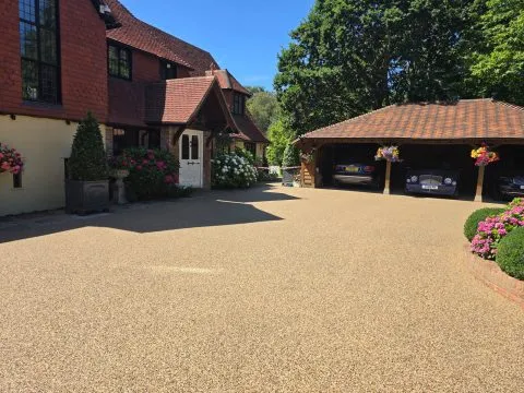 Completed resin bound driveway project - Clearstone