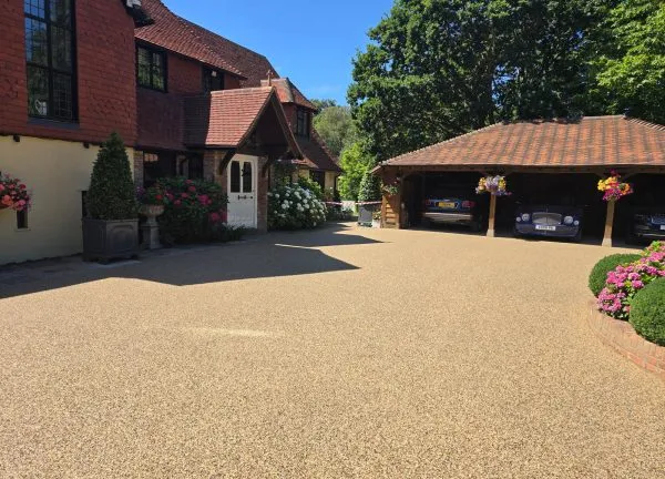 Completed resin bound driveway project - Clearstone