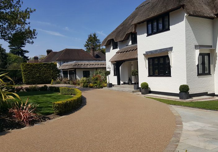 Resin bound drive for thatched cottage in Farnborough Park