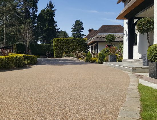 Resin bound drive for thatched cottage in Farnborough Park