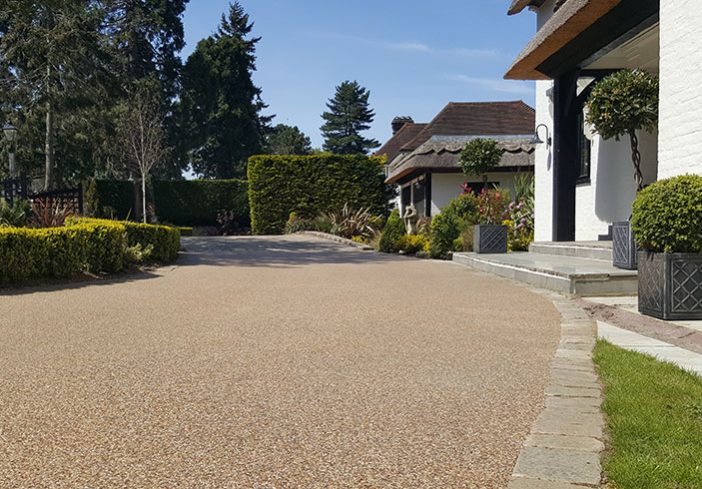 Resin bound drive for thatched cottage in Farnborough Park