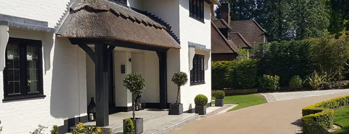 Resin bound drive for thatched cottage in Farnborough Park