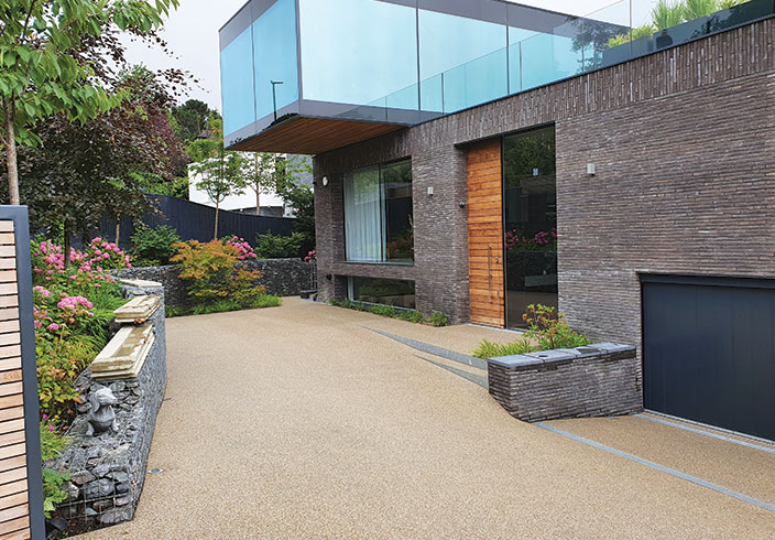 Resin bound gravel driveway