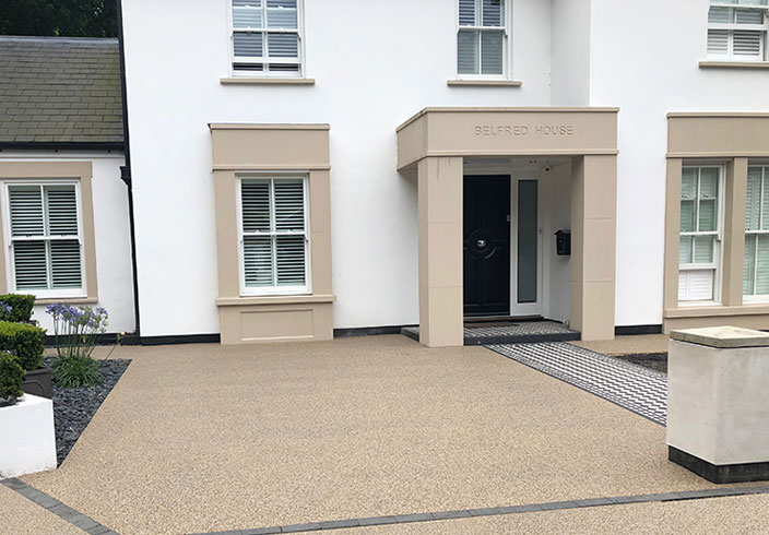 Resin bound gravel driveway, Sunningdale, Berkshire