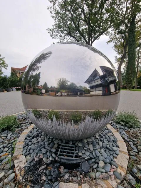 Close-up of Clearstone Metro grey resin bound surface with decorative feature