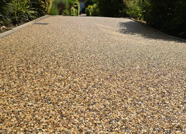 Resin bound driveway sub-base preparation - new tarmac or MOT base