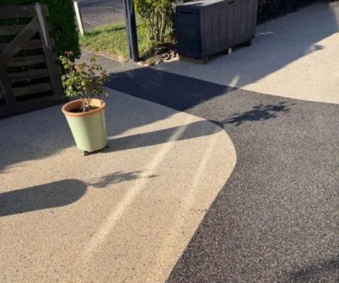 Completed resin bound driveway project - Clearstone